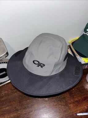 Outdoor Research Rain GORE-TEX Waterproof Hiking Goretex Wide Brim Boonie Hat S
